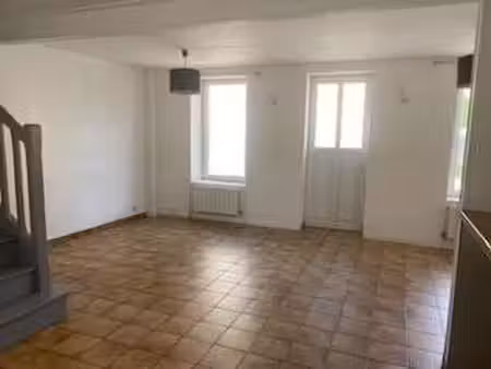 location maison à rots (14980) : à louer / 80m² rots