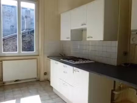 appartement 3 pièces 74 m²