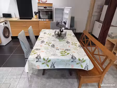 maison entièrement meublé 85 m2 avec jardin et place de parking