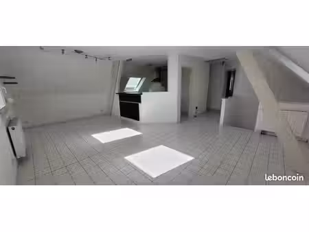 appartement 3 pièces – 69 m² au sol – jardin – terrasse 30 m² – garage double