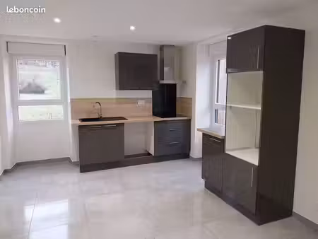 appartement 4 pièces 83 m2 rdc