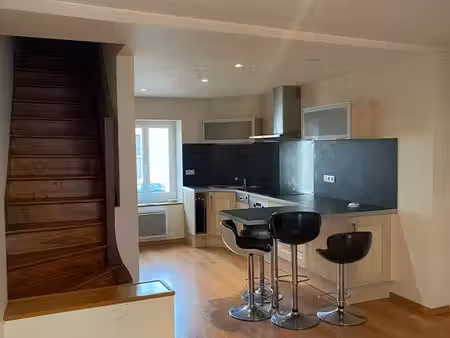 location maison de ville