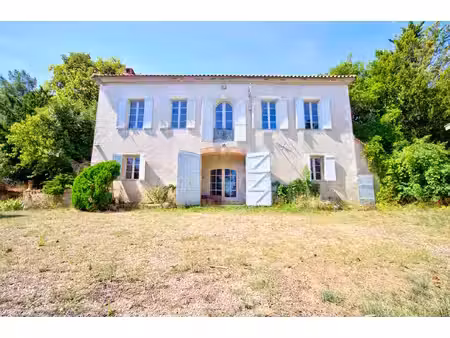layrac proche agen - maison de maître de 240 m² avec dépendances et étang  située sur 4 5 