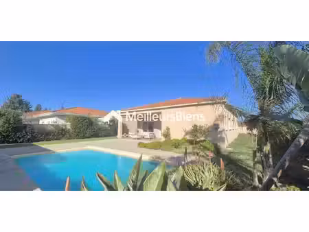 maison avec piscine le soler (66)