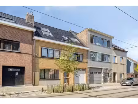 woningen (en makelaars) met karakter