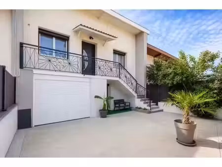 01120 – la boisse – 79 m² – 3 ch – jardin de 135 m² – garage