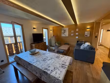 appartement à vendre samoens 4 pièce(s) 73m2 495 000€