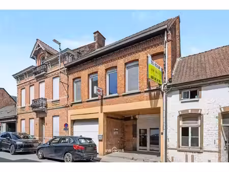 commercieel te koop in hamme met 2 slaapkamers