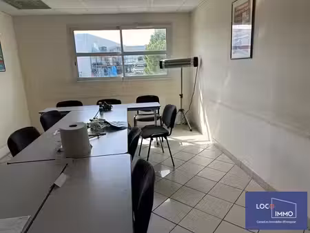 location local d’activités eysines 33320 430m²