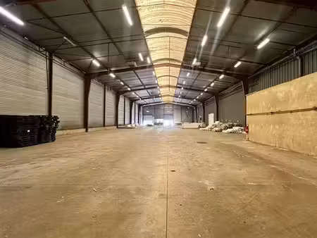 location local d'activités senlis 1 280 m²