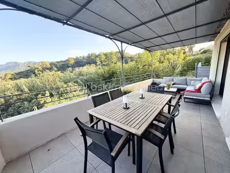 maison de 122 m² à le revest-les-eaux