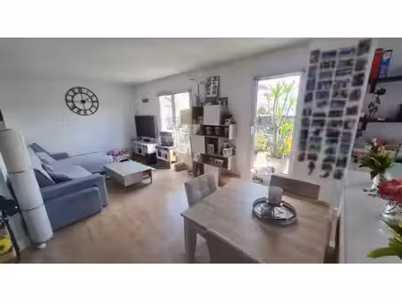 appartement f3 2 chambres en duplex avec terrasse