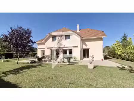 vente maison 8 pièces 195m2 orthez 64300 - 420000 € - surface privée