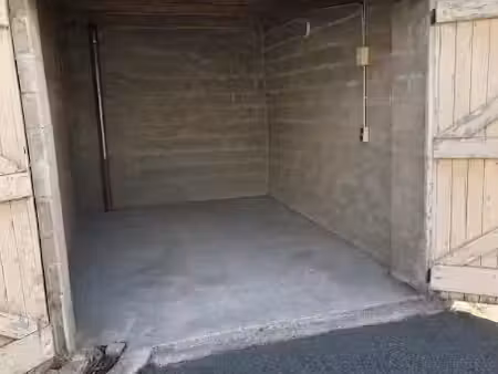 vente parking 13 m² à givors (69700)  15 000 €