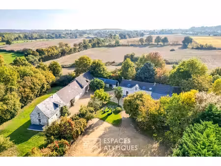 ancien corps de ferme dédié à l'évènementiel