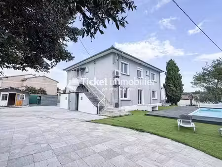 maison de luxe de 8 pièces en vente à cornebarrieu  occitanie
