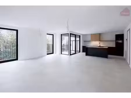appartement te koop in laakdal met 3 slaapkamers