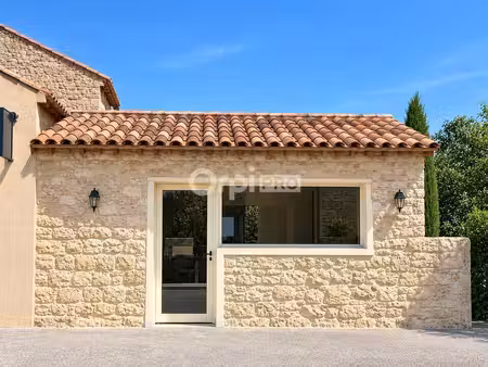 location commerce pernes les fontaines 84210 68m²