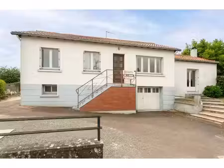 maison gétigné 5 p . 3 chs . 96 m² . garage . cave . t 415 m²