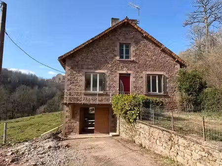 location maison 4 pièces 88 m² à conques-en-rouergue (12320)  975 €