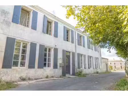 vente maison 8 pièces 270 m² pont-l’abbé-d’arnoult (17250)