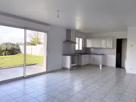 location maison 4 pièces 95 m² à vergeroux (17300)