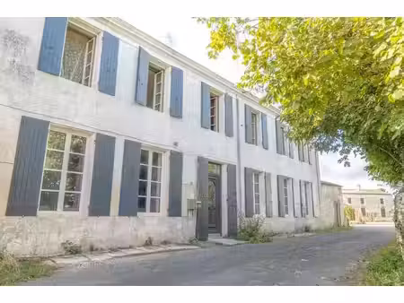 vente maison 8 pièces 270 m² à pont-l'abbe-d'arnoult (17250)  259 500 €