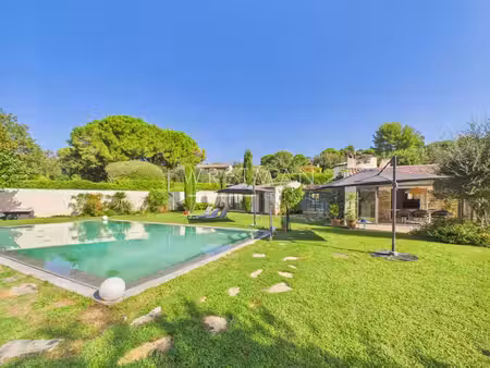 magnifique villa 6 pièces avec piscine – la colle-sur-loup