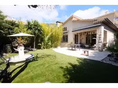 villa avec piscine