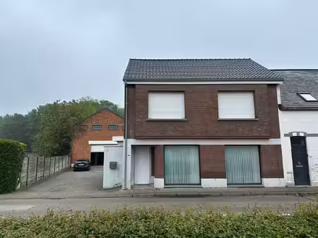commercieel te koop in grobbendonk met 3 slaapkamers
