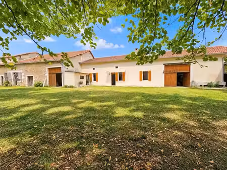 vente maison 8 pièces 200 m² à petit-bersac (24600)  341 000 €