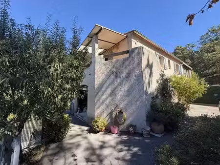 villa de 4 pièces de luxe en vente berre-les-alpes  france