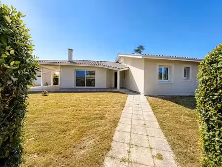 vente maison 5 pièces 141.79 m² à vendays-montalivet (33930)  547 000 €