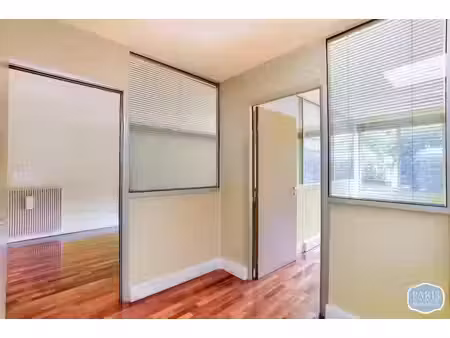 vente locaux professionnels 0 pièces 115 m² à garches (92380)  560 000 €