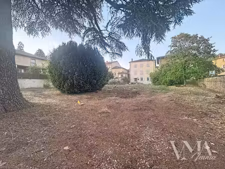 terrain viabilisé à bâtir avec projet de maison 270 m2 à 5 minutes de chatillon...