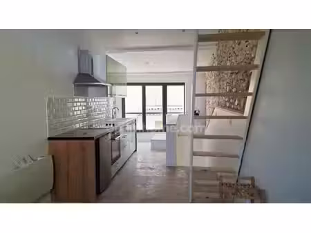maison de village 50m² entièrement rénovée – mézel (04270)