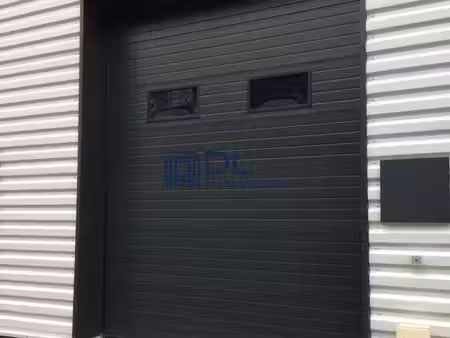 location entrepôt la queue les yvelines 78940 85m²