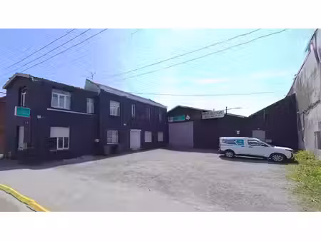 entrepôt petite foret