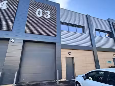 vente local d’activités 154m²