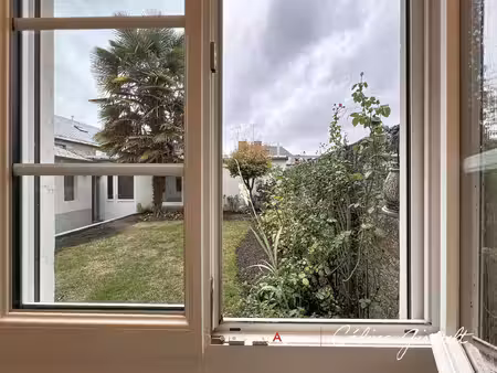 maison de ville avec garage et ascenseur
