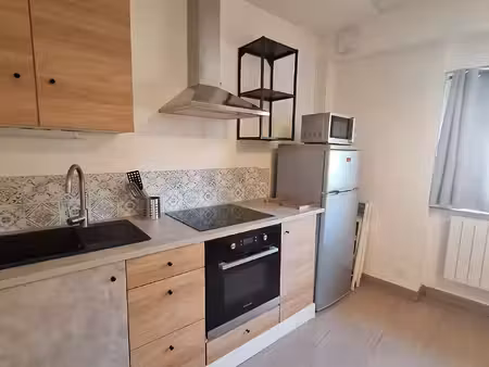 location appartement 1 pièce 25m² auriol 13390