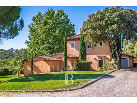 flassans-sur-issole – élégante propriété d'architecte aux influences italiennes  au cœur..