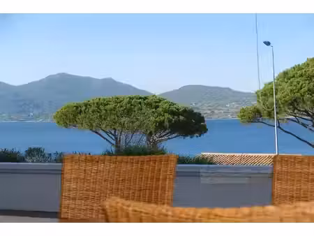 opportunité patrimoniale rare : propriete deux villas en bord de mer