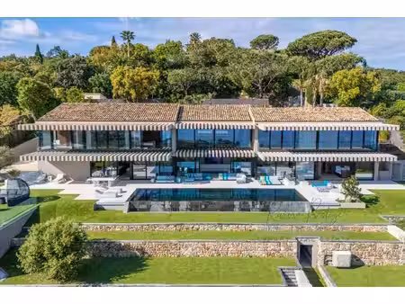 villa contemporaine avec vue panoramique sur le golfe de saint-tropez – gassin