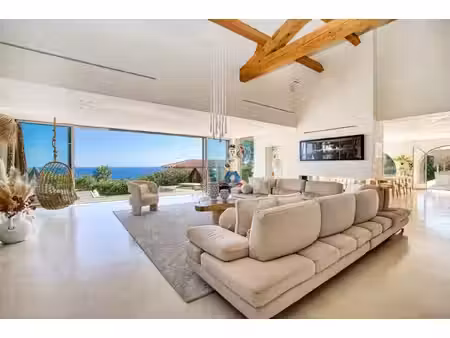 villa d'exception avec vue mer panoramique