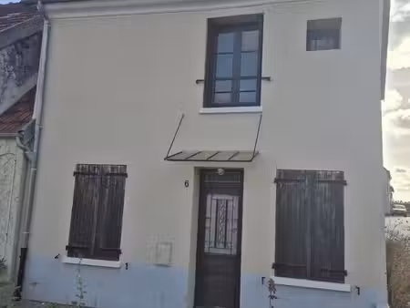 maison de ville à saint-jean-les-deux-jumeaux (77660)