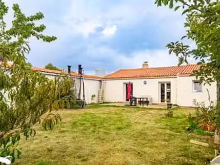 vente maison à saint-philbert-de-grand-lieu (44310) : à vendre / 97m² saint-philbert-de-gr
