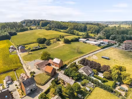 unieke landelijke eigendom met woning  stallen en 15.380 ...