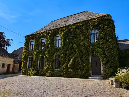 ensemble immobilier à rénover avec grange à saint-aubin
