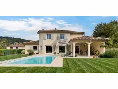maison avec piscine et jardin saint-cyr-au-mont-d’or (69)